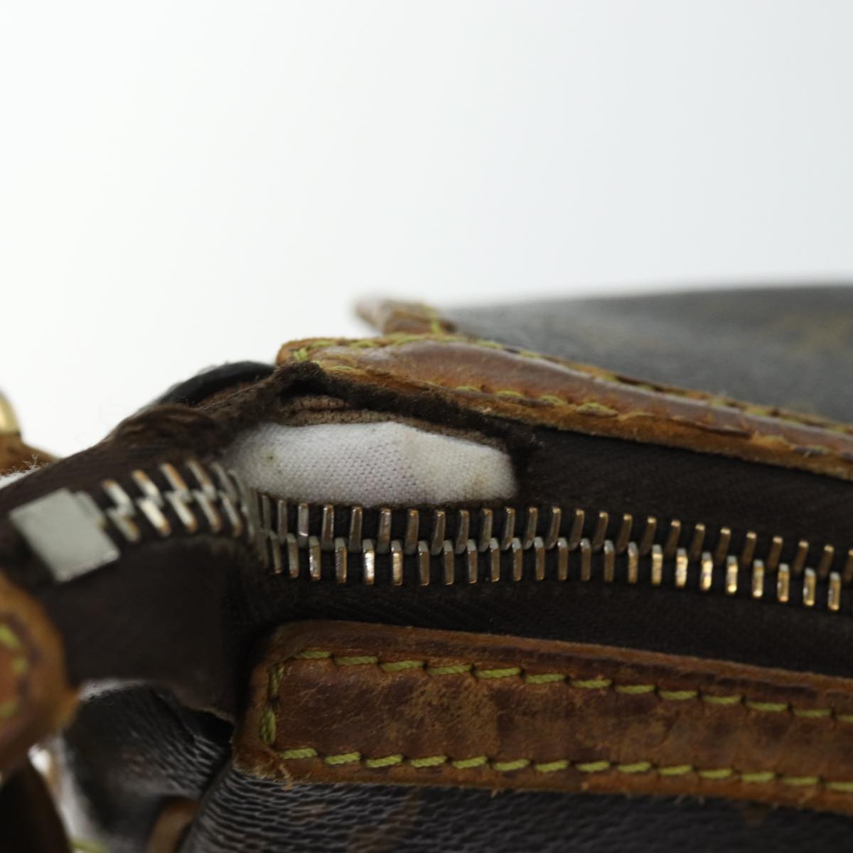 LOUIS VUITTON Monogram Tolum PM Shoulder Bag M40076 LV 70537
