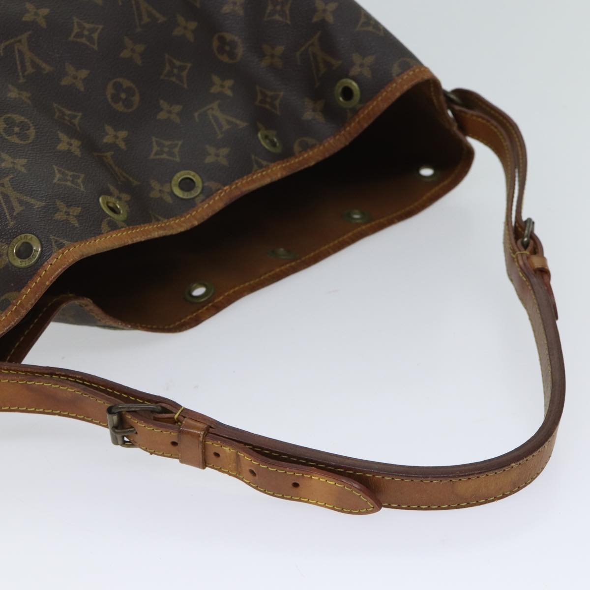 LOUIS VUITTON Monogram Noe Shoulder Bag M42224 LV 70546