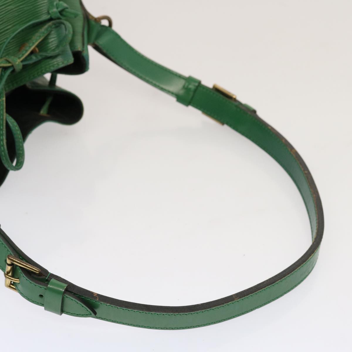 LOUIS VUITTON Epi Petit Noe Shoulder Bag Green M44104 LV 70550