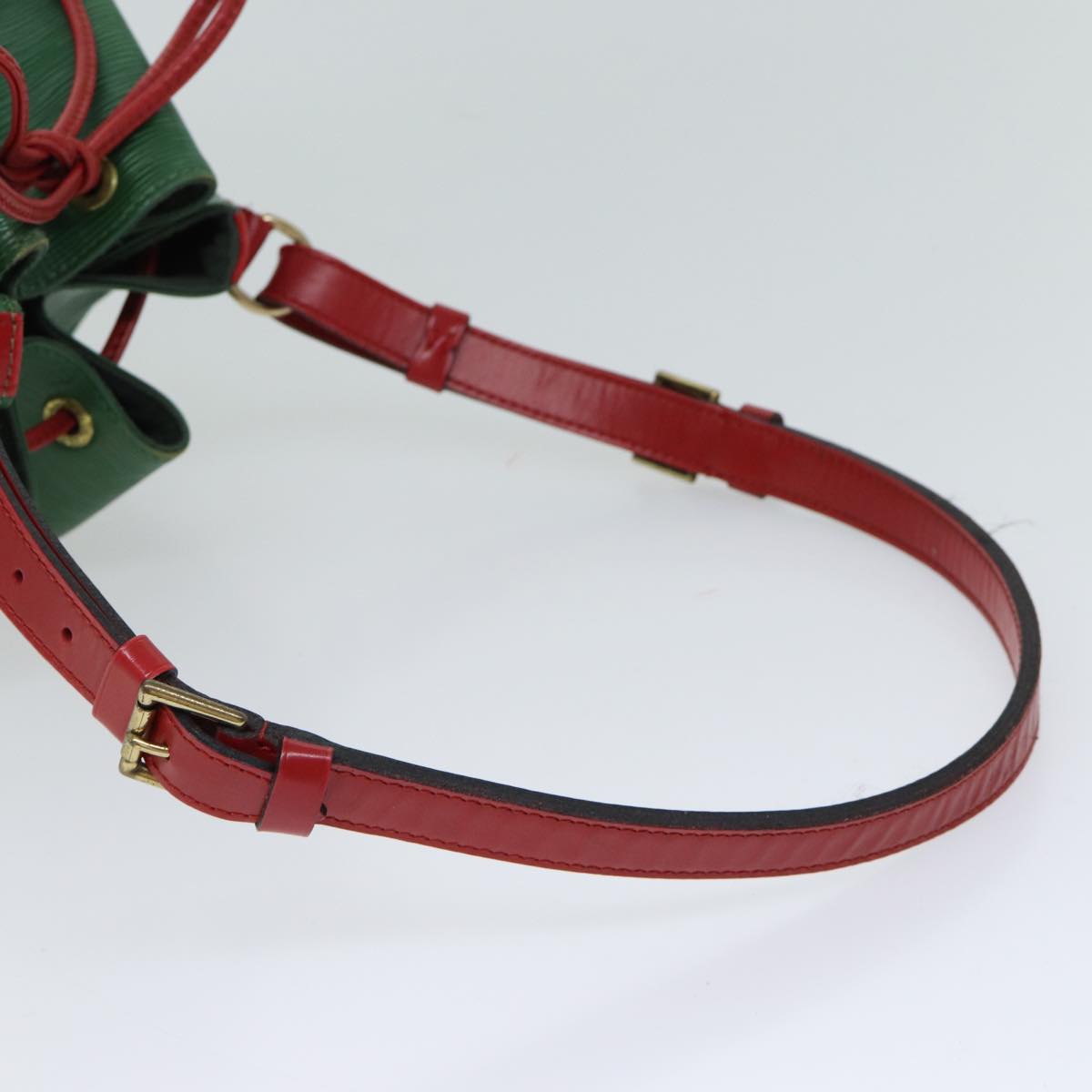 LOUIS VUITTON Epi Petit Noe Shoulder Bag Bicolor Green Red M44147 LV 70552