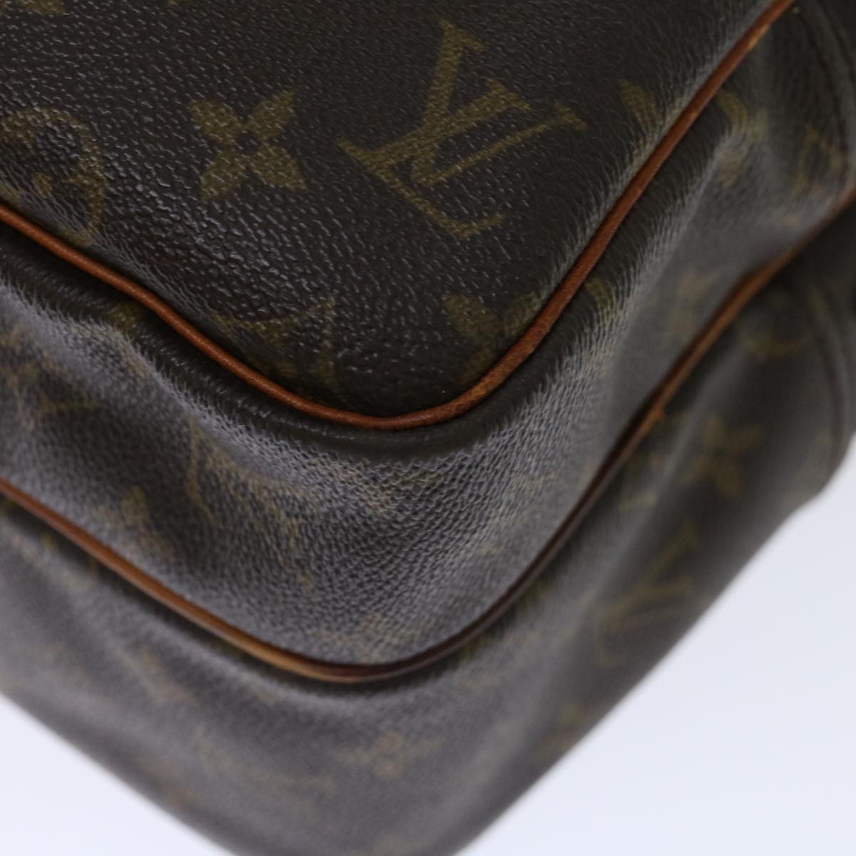 LOUIS VUITTON Monogram Reporter GM Shoulder Bag M45252 LV 70787