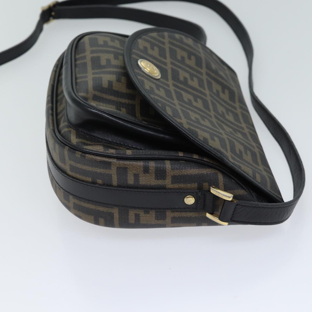 Luxury FendiZucca Canvas Mamma Baguette Shoulder Bag Black Brown70814
