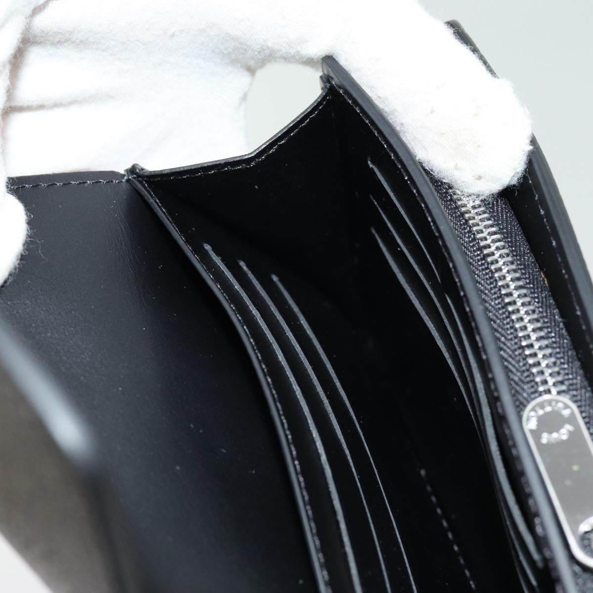 LOUIS VUITTON Mahina Portefeuille Iris Compact Wallet Noir M62540 LV 70838A