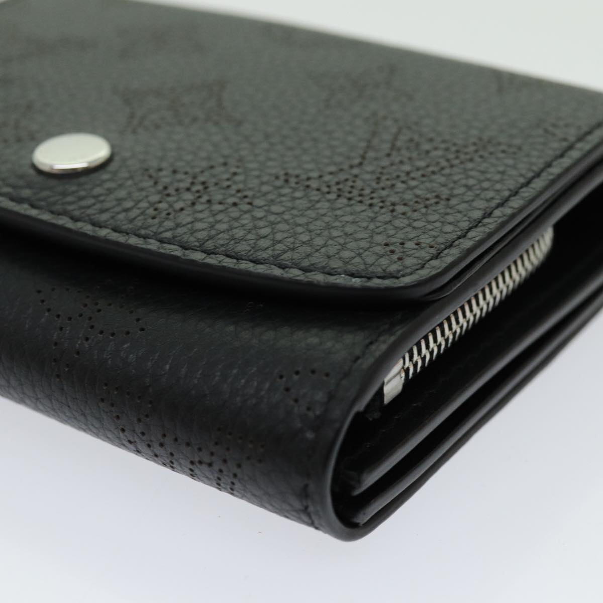 LOUIS VUITTON Mahina Portefeuille Iris Compact Wallet Noir M62540 LV 70838A
