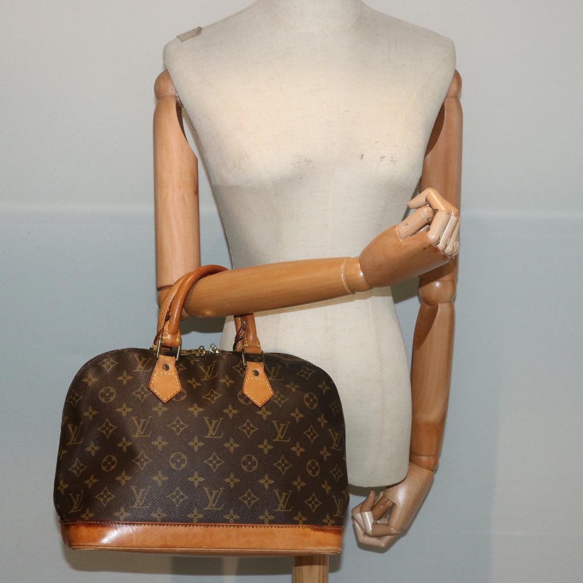 LOUIS VUITTON Monogram Alma Hand Bag M51130 LV 71760