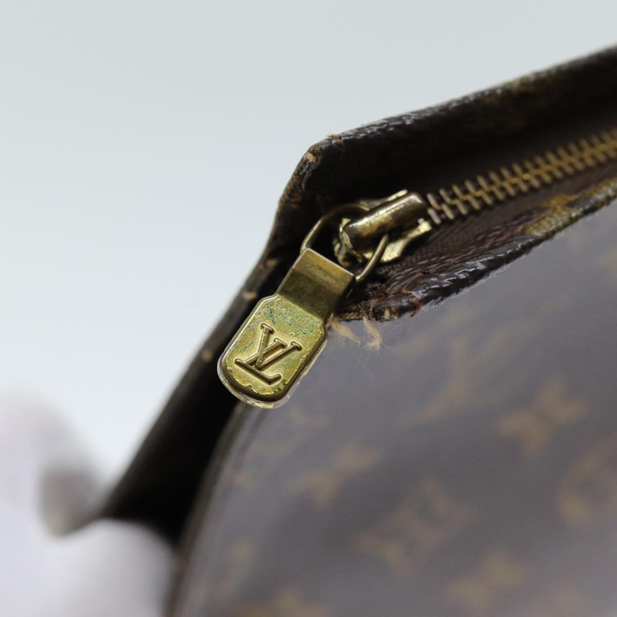 LOUIS VUITTON Monogram Poche Toilette 26 Pouch M47542 LV 71976