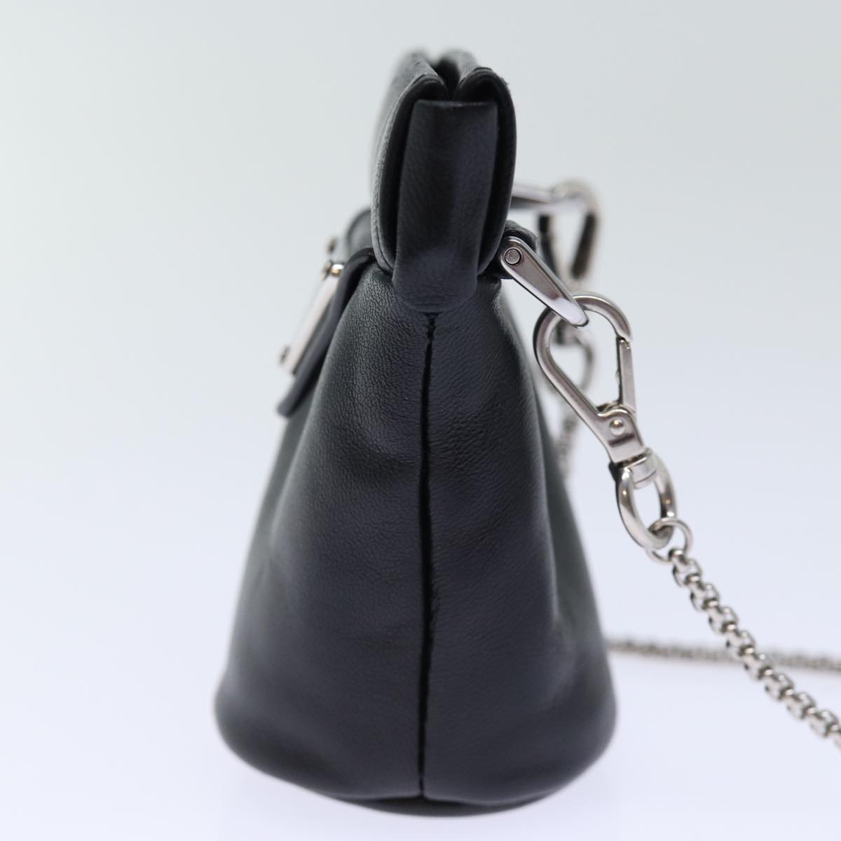 Luxury PradaChain Shoulder Pouch Leather Black 72105