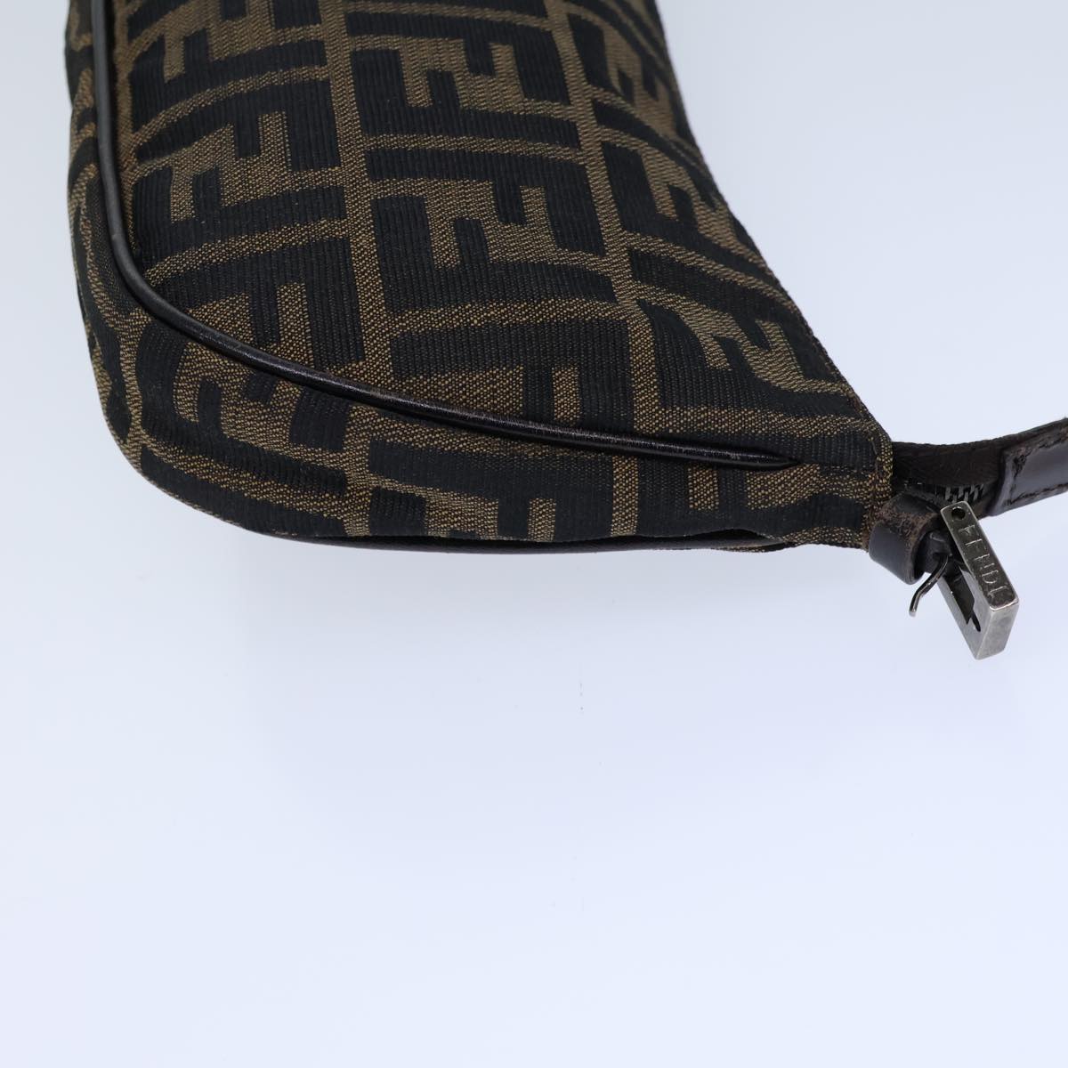Luxury Fendi Zucca Canvas Shoulder Bag Brown Black72107