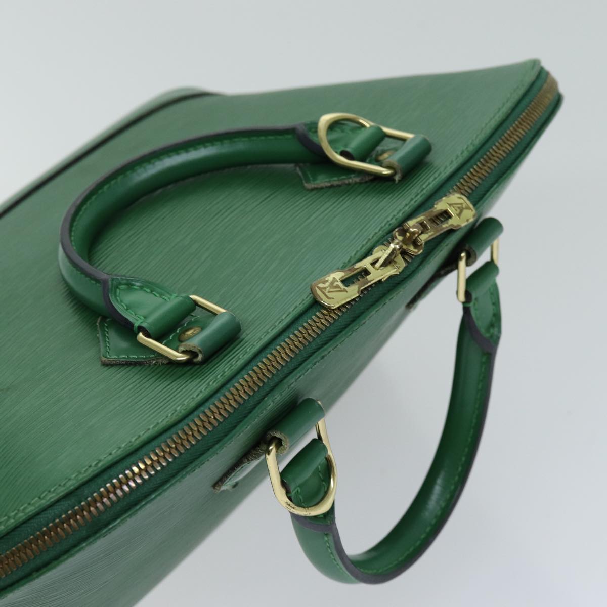 LOUIS VUITTON Epi Alma Hand Bag Borneo Green M52144 LV 72224