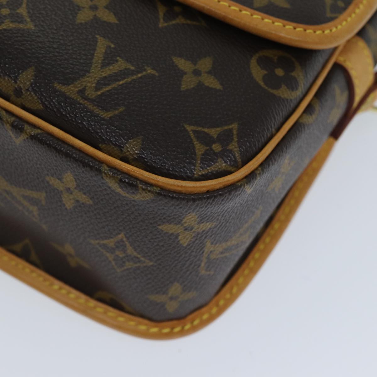 LOUIS VUITTON Monogram Sologne Shoulder Bag M42250 LV 72434