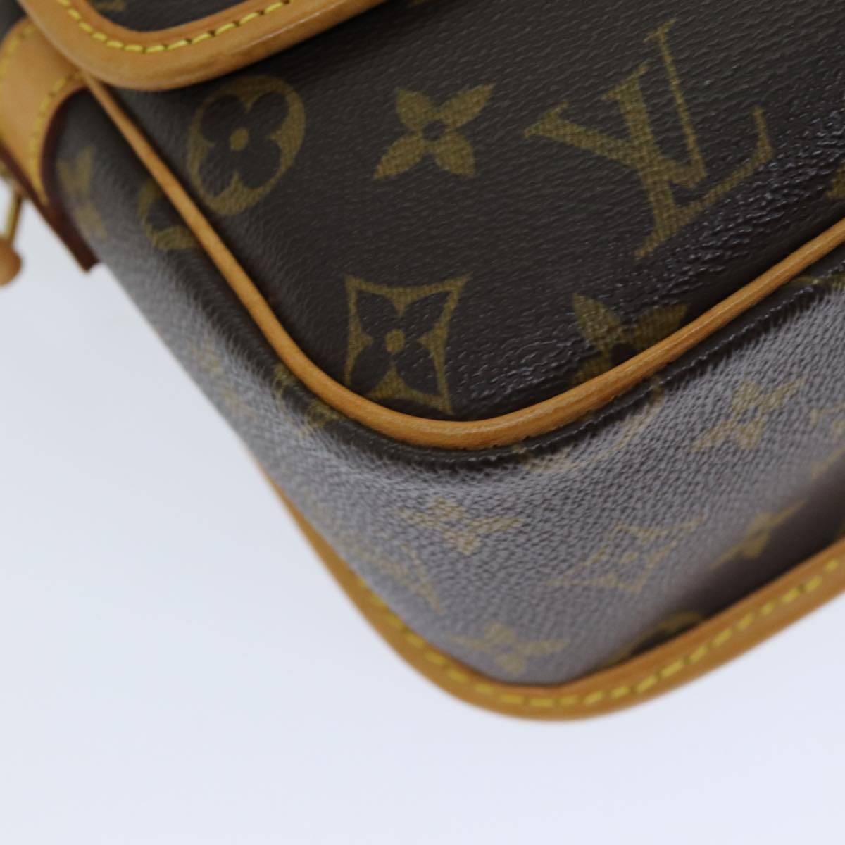 LOUIS VUITTON Monogram Sologne Shoulder Bag M42250 LV 72434