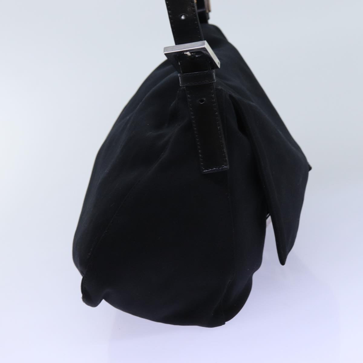 Luxury Fendi Mamma Baguette Shoulder Bag Nylon Black72742