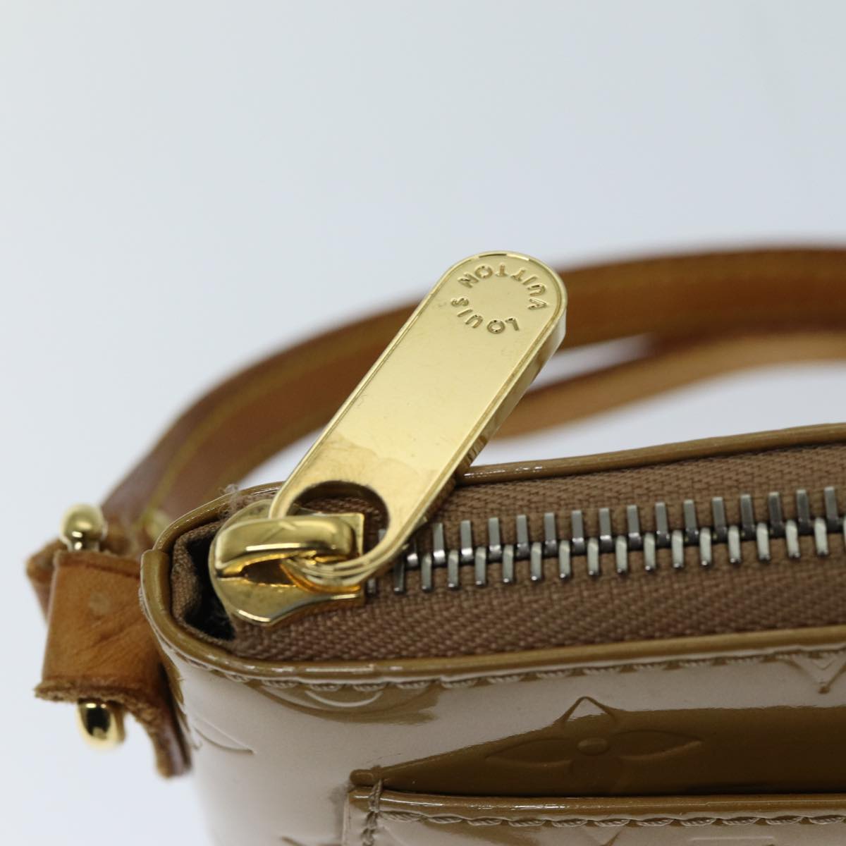 LOUIS VUITTON Vernis Minna Street Shoulder Bag Noisette M91508 LV 73021