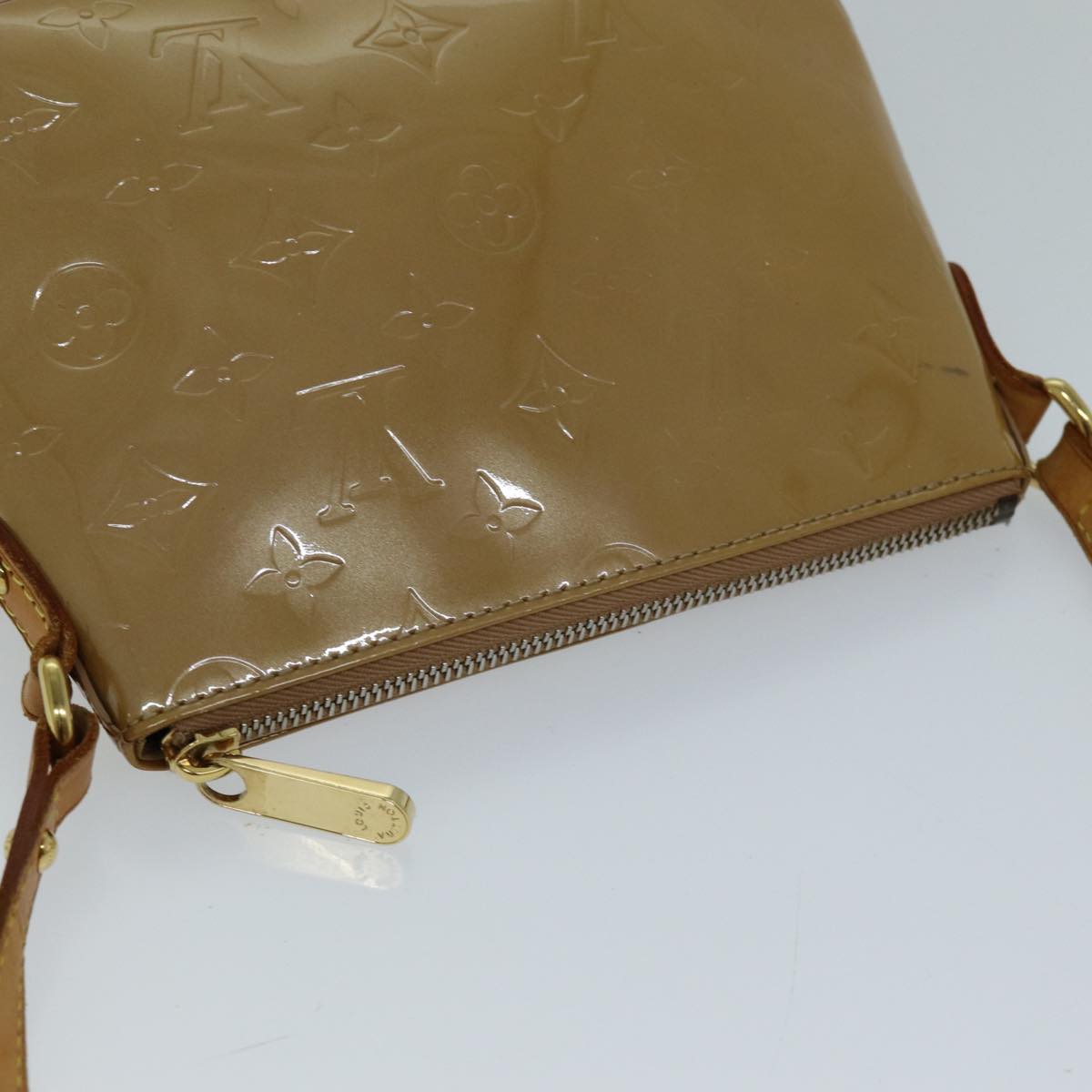 LOUIS VUITTON Vernis Minna Street Shoulder Bag Noisette M91508 LV 73021