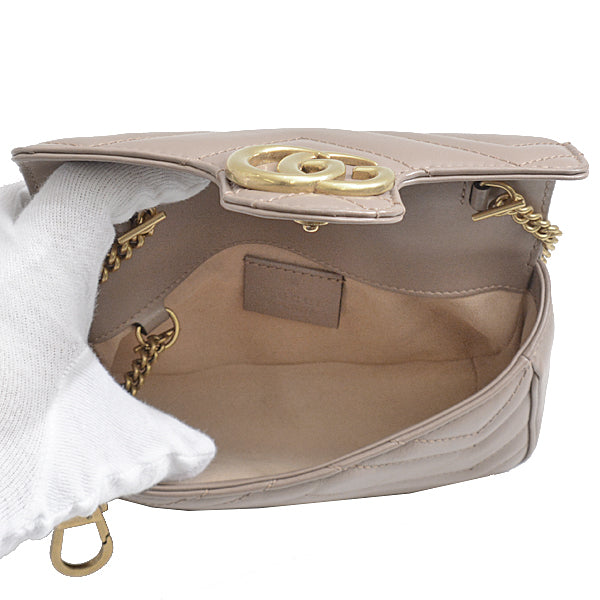Luxury Gucci Trending 2025 GG Marmont Quilted Leather Super Mini Bag 476433
