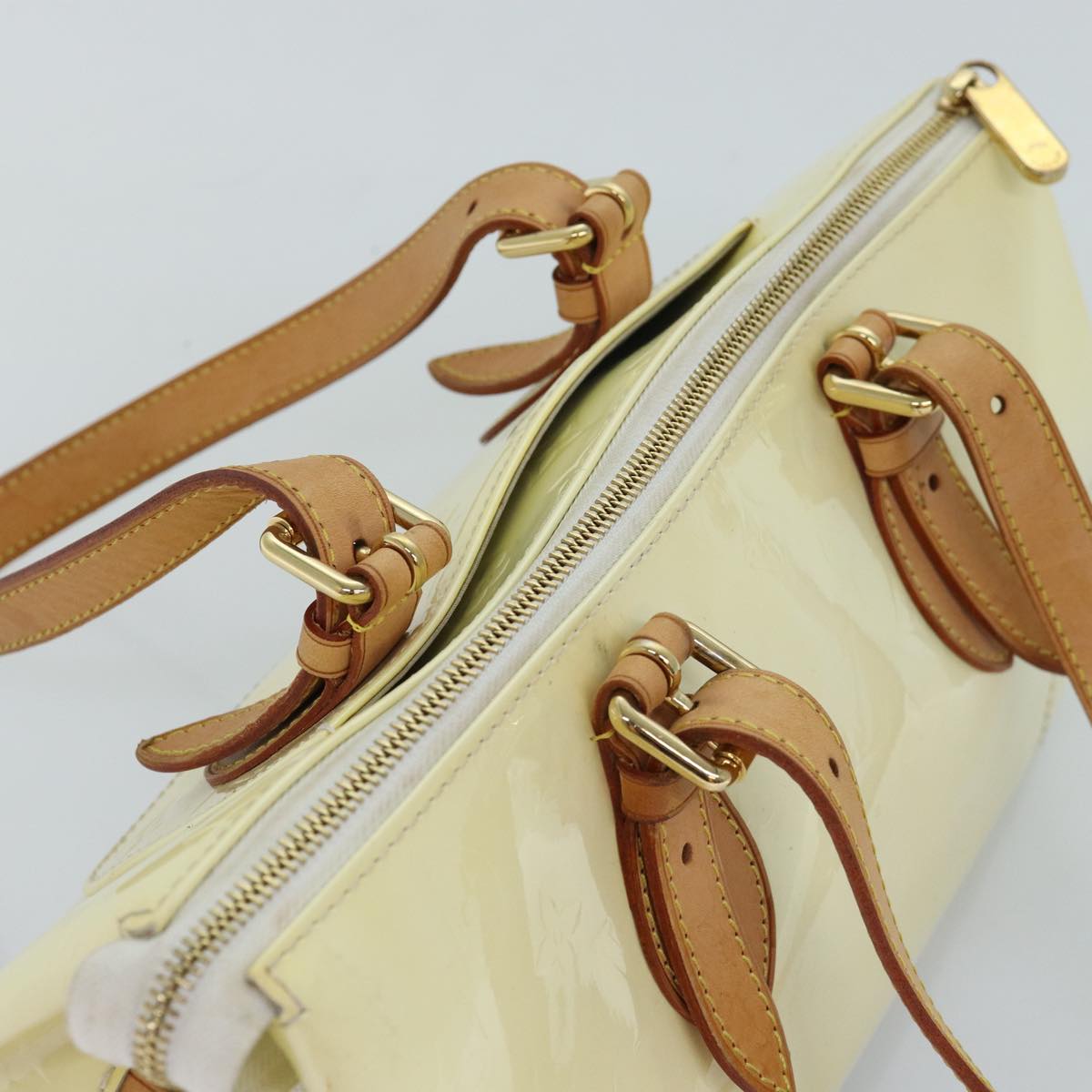 LOUIS VUITTON Monogram Vernis Rosewood Avenue Hand Bag Perle M93508 73462