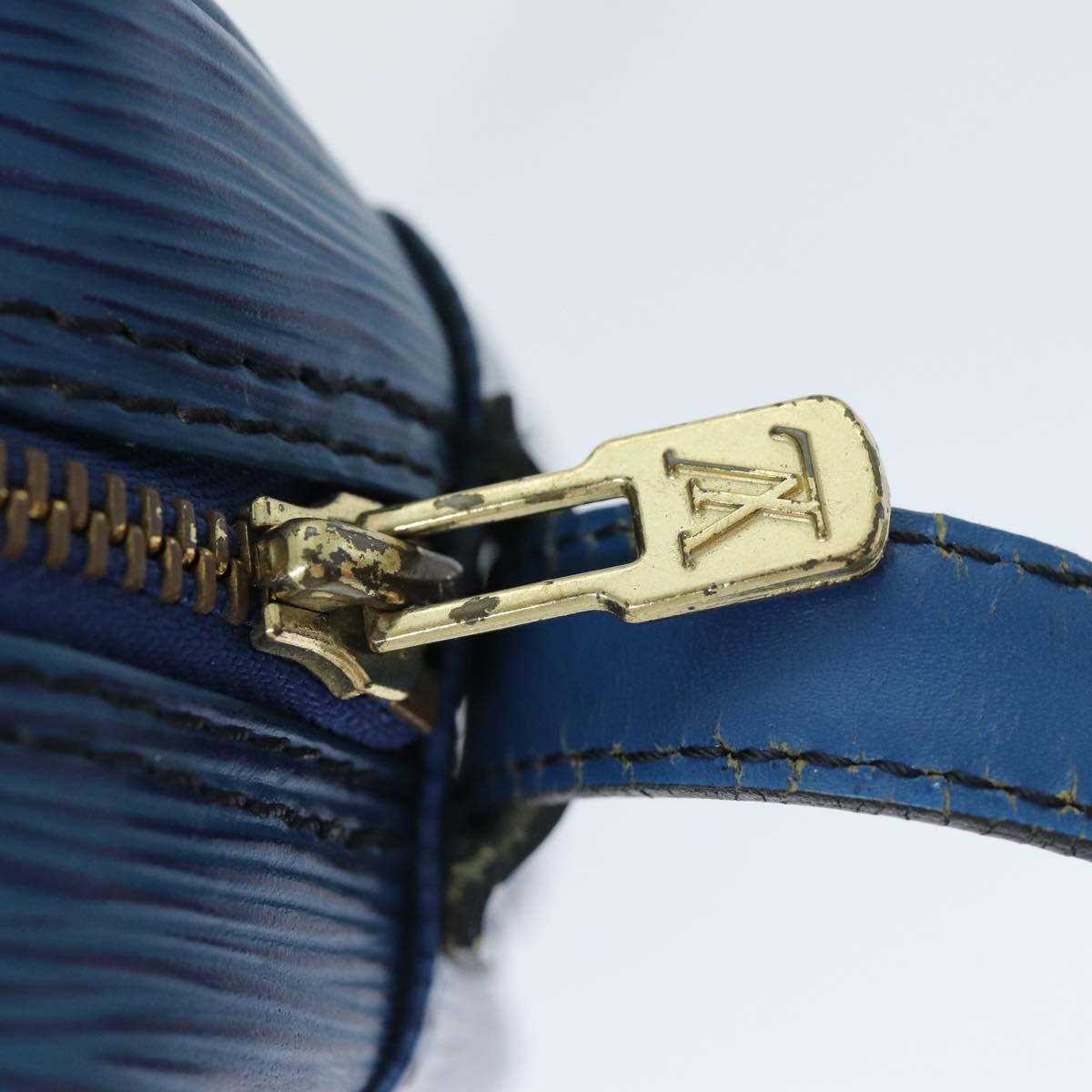 LOUIS VUITTON Epi June Feuille Shoulder Bag Blue M52155 LV 73480