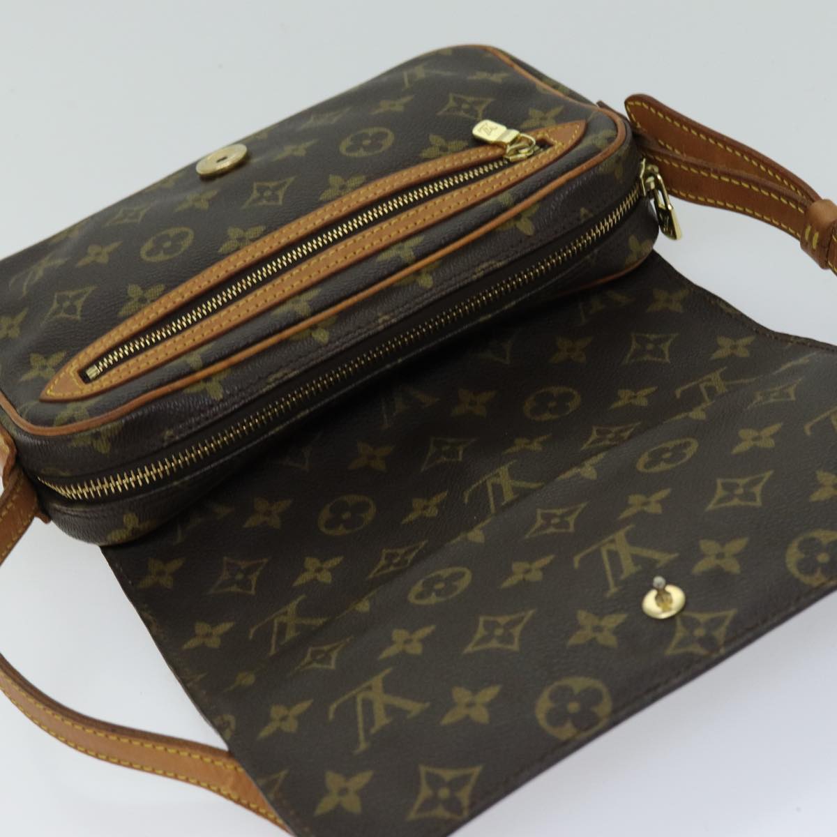 LOUIS VUITTON Monogram Saint Germain Shoulder Bag M51210 LV 73624