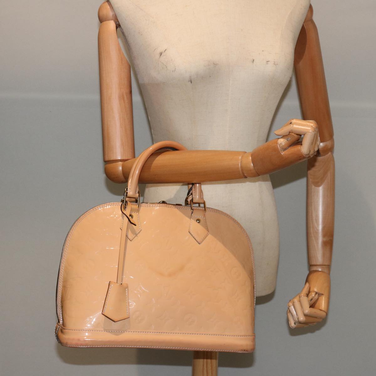 LOUIS VUITTON Monogram Vernis Alma PM Hand Bag Rose Valerine M50412 73627