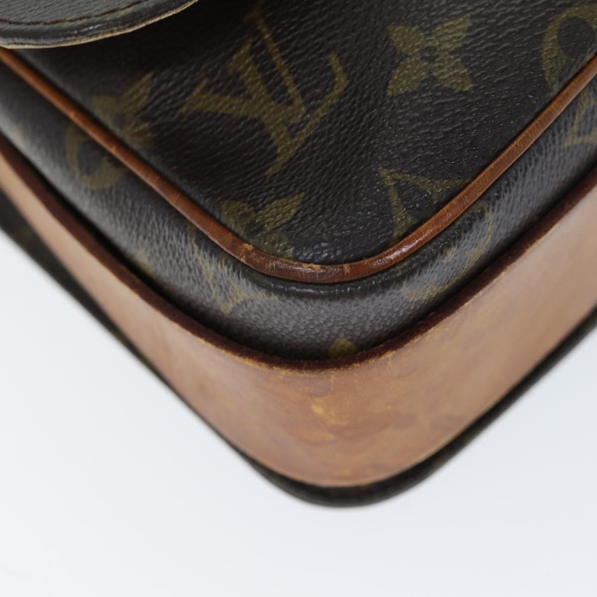 LOUIS VUITTON Monogram Cartouchiere MM Shoulder Bag M51253 LV 73936