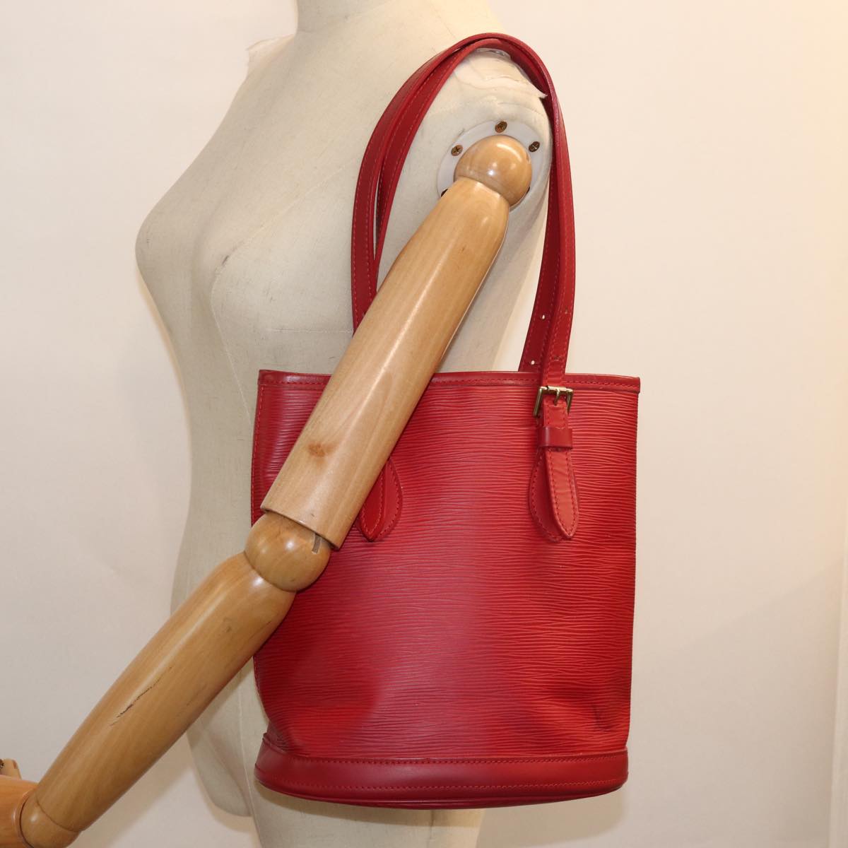 LOUIS VUITTON Epi Bucket PM Shoulder Bag Red M5899E LV 74003