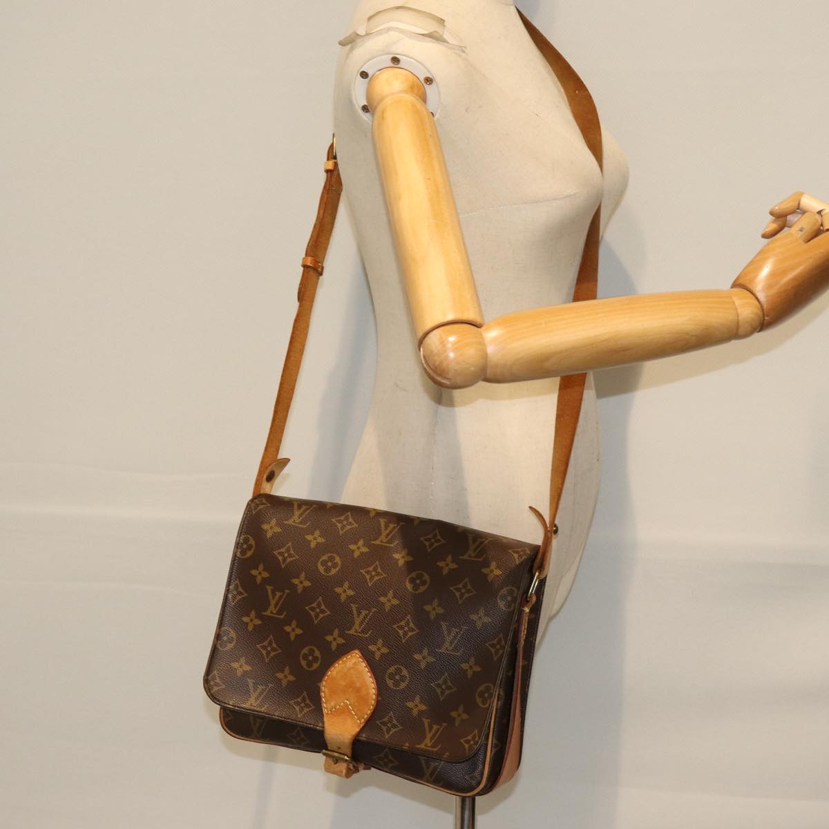 LOUIS VUITTON Monogram Cartouchiere GM Shoulder Bag M51252 LV 74063
