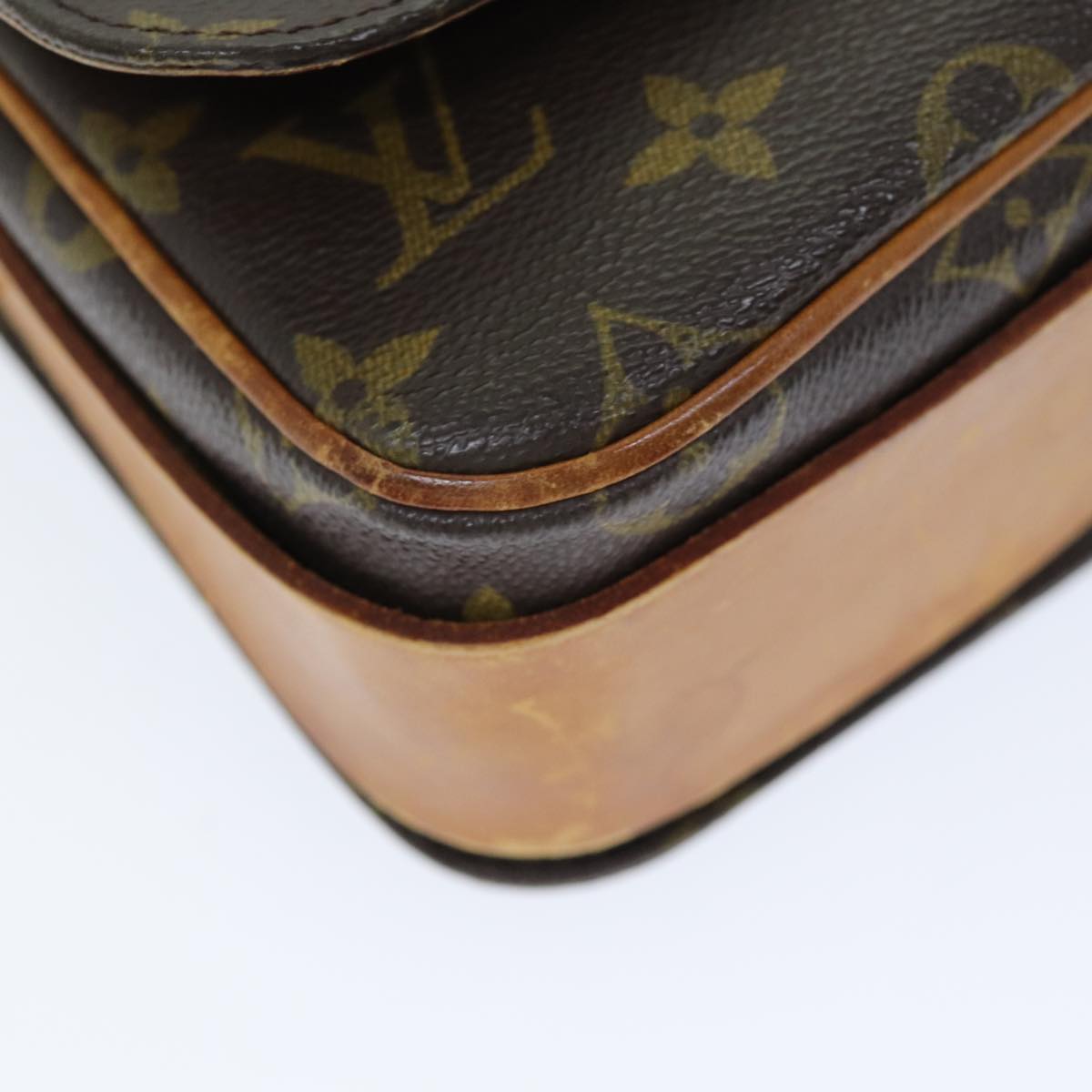 LOUIS VUITTON Monogram Cartouchiere MM Shoulder Bag M51253 LV 74129