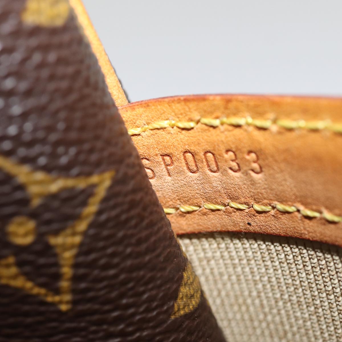 LOUIS VUITTON Monogram Reporter PM Shoulder Bag M45254 LV 74136