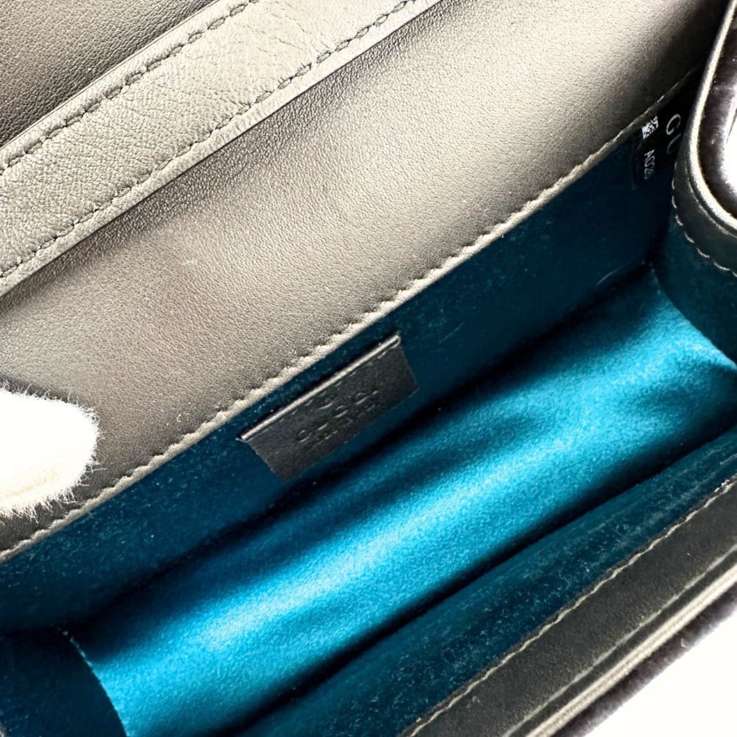 Gucci Square G  Velvet Shoulder Bag ()