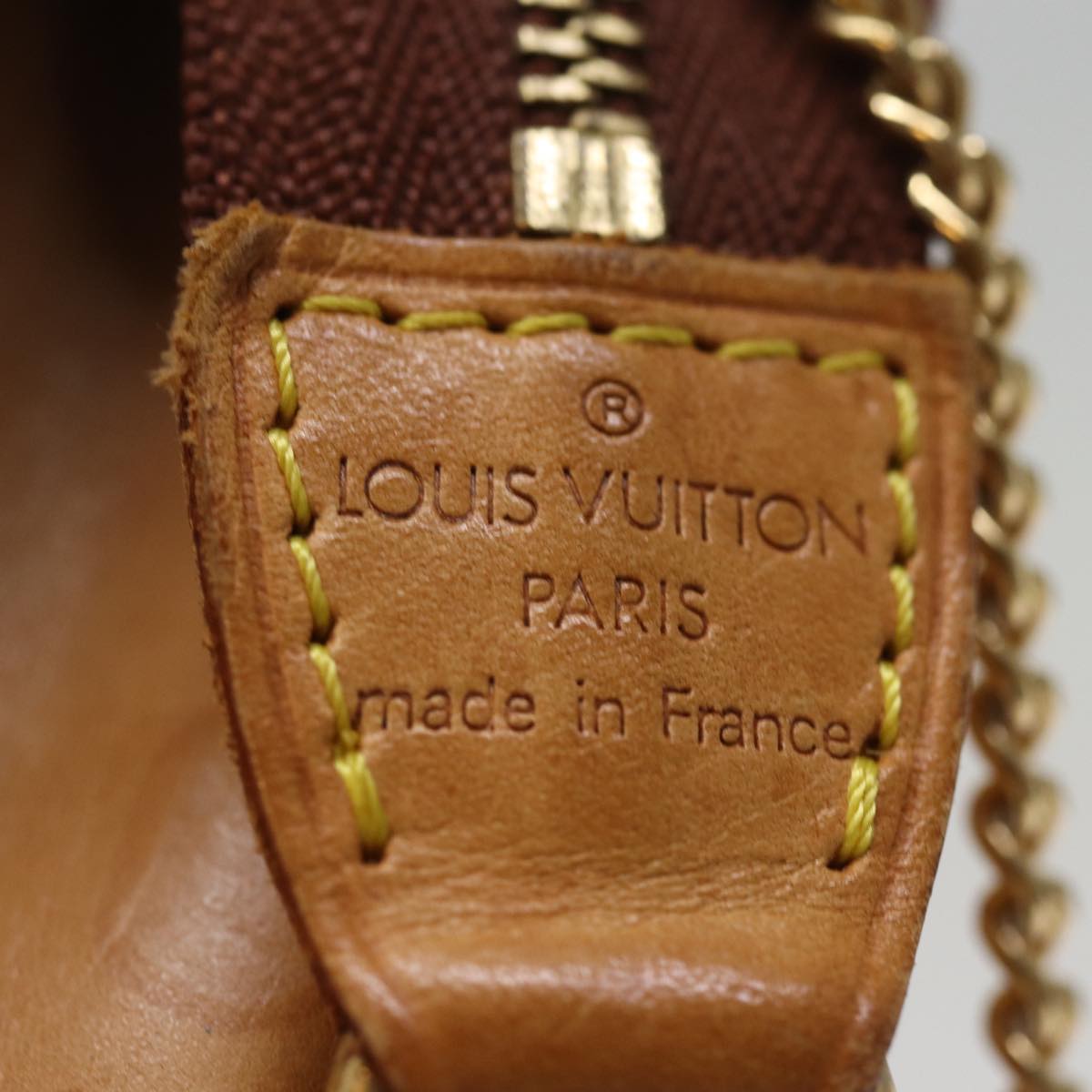 LOUIS VUITTON Nomad Leather Bucket PM Pouch Beige LV 74291