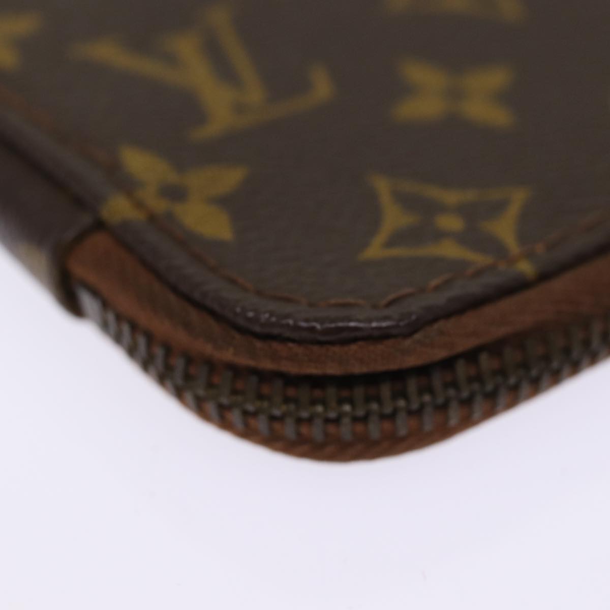 LOUIS VUITTON Monogram Passport Case LV 74332