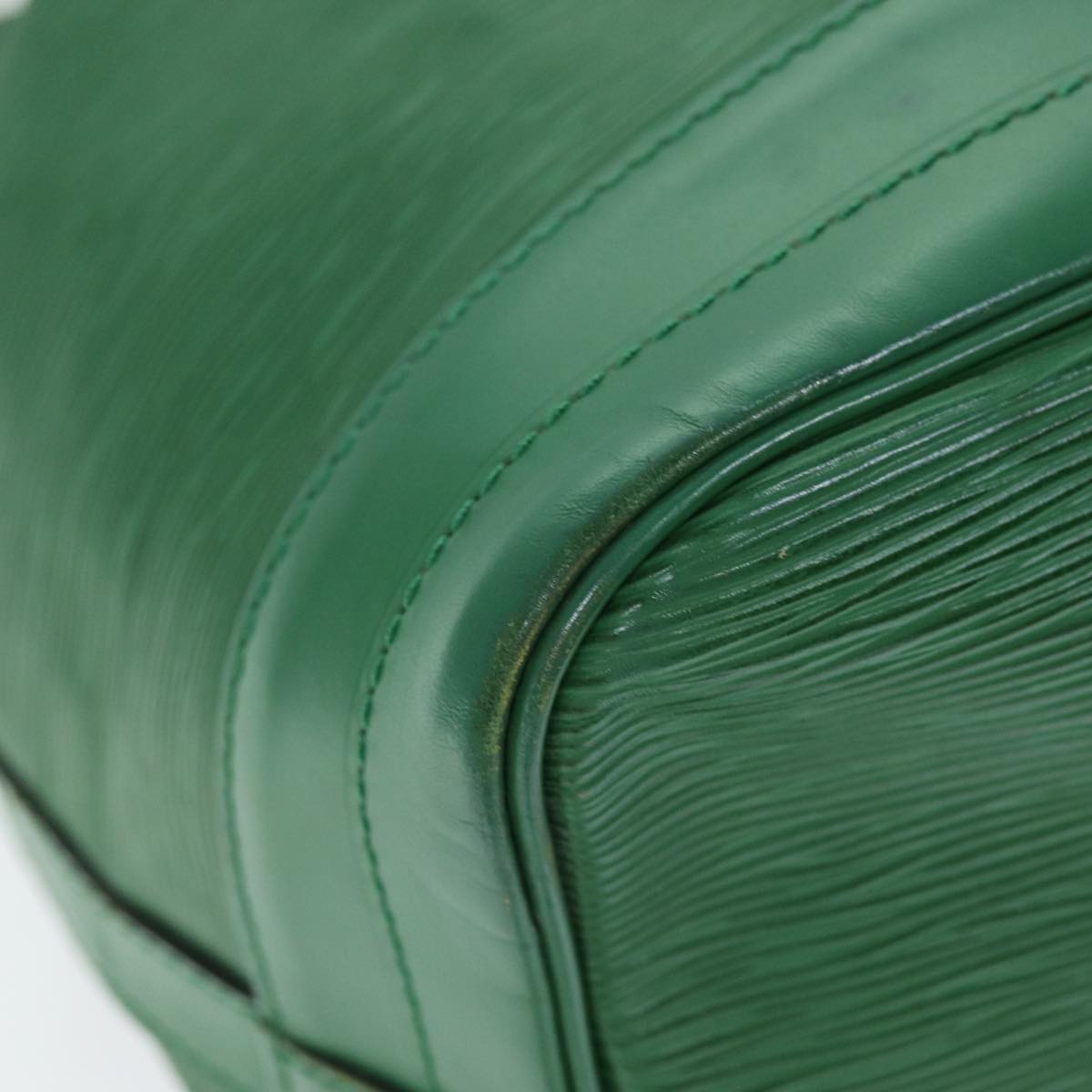 LOUIS VUITTON Epi Noe Shoulder Bag Green M44004 LV 74374