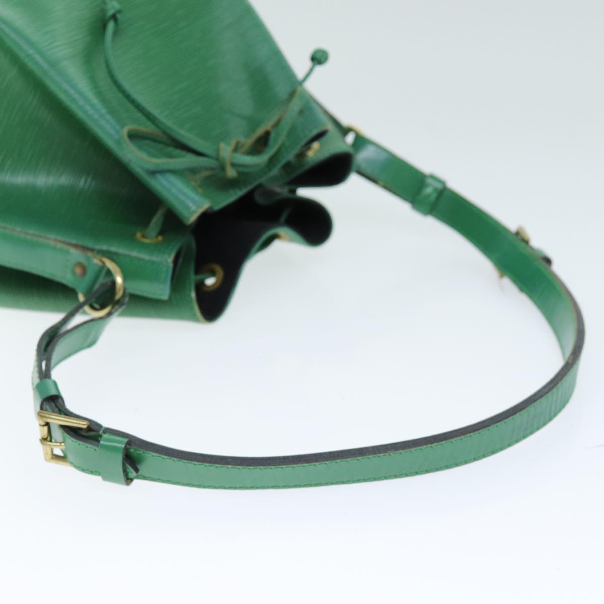 LOUIS VUITTON Epi Noe Shoulder Bag Green M44004 LV 74374