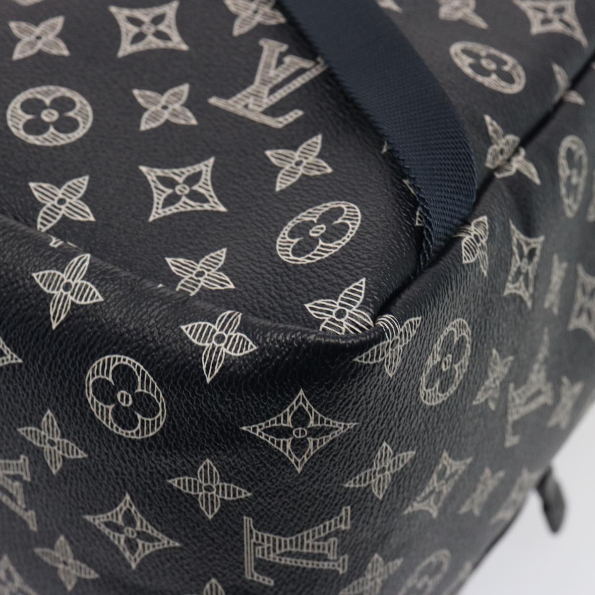 LOUIS VUITTON Monogram Ink Apollo Backpack Navy Red White M43676 LV 74436SA