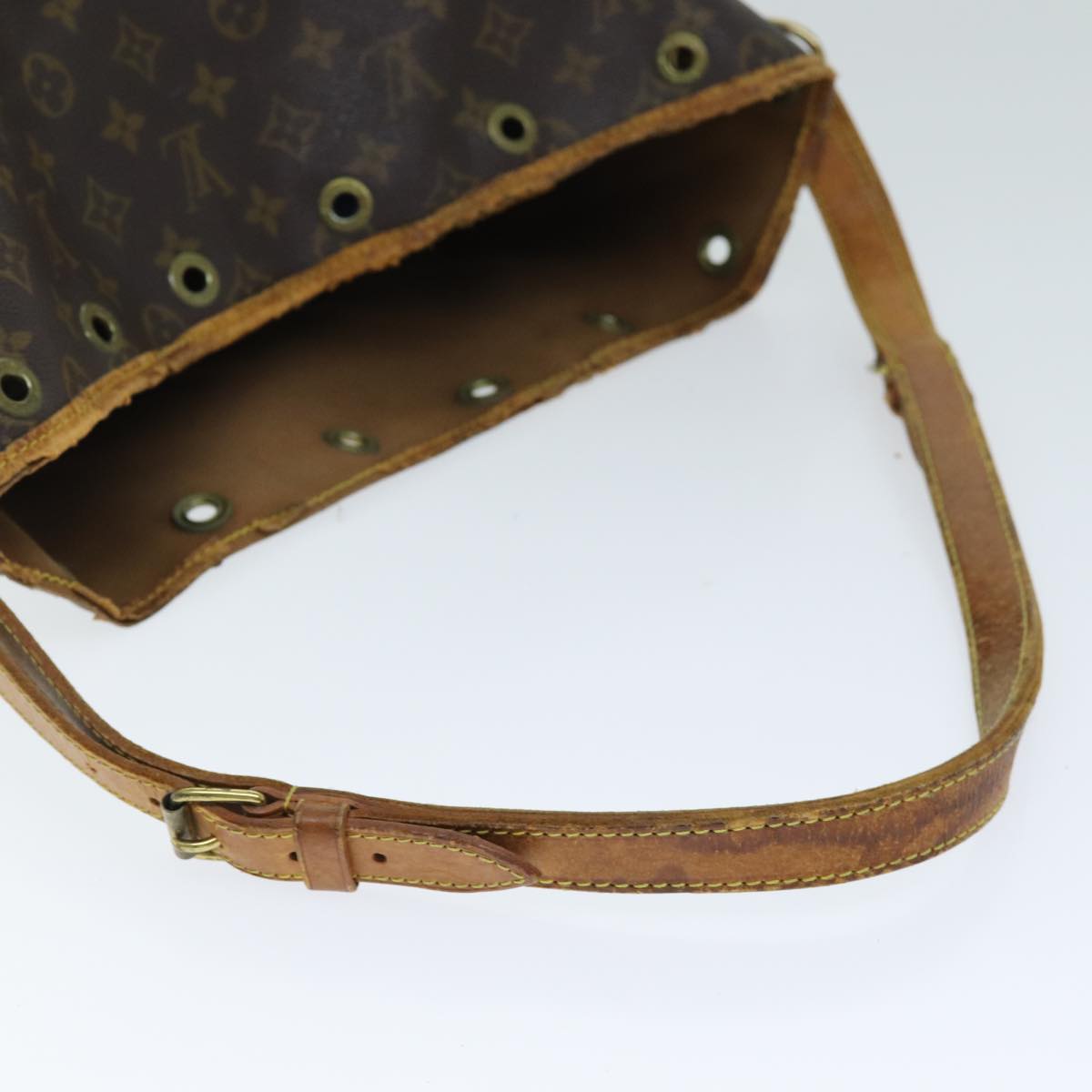 LOUIS VUITTON Monogram Noe Shoulder Bag M42224 LV 74464