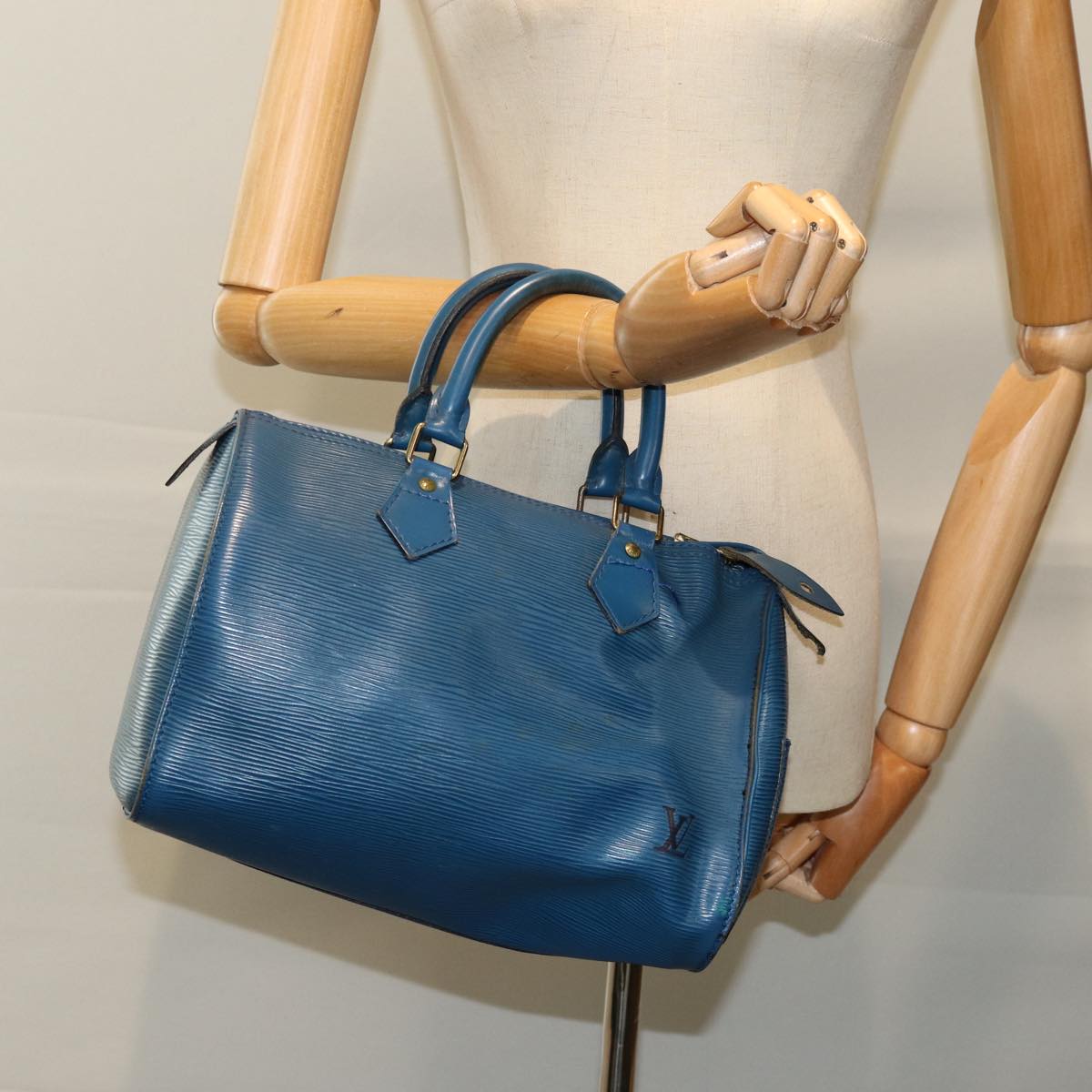 LOUIS VUITTON Epi Speedy 25 Hand Bag Toledo Blue M43015 LV 74506
