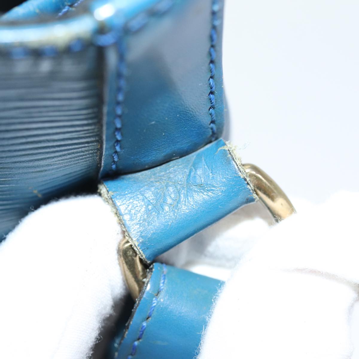 LOUIS VUITTON Epi Petit Noe Shoulder Bag Blue M44105 LV 74515