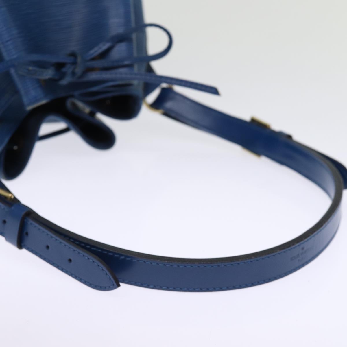 LOUIS VUITTON Epi Petit Noe Shoulder Bag Blue M44105 LV 74517