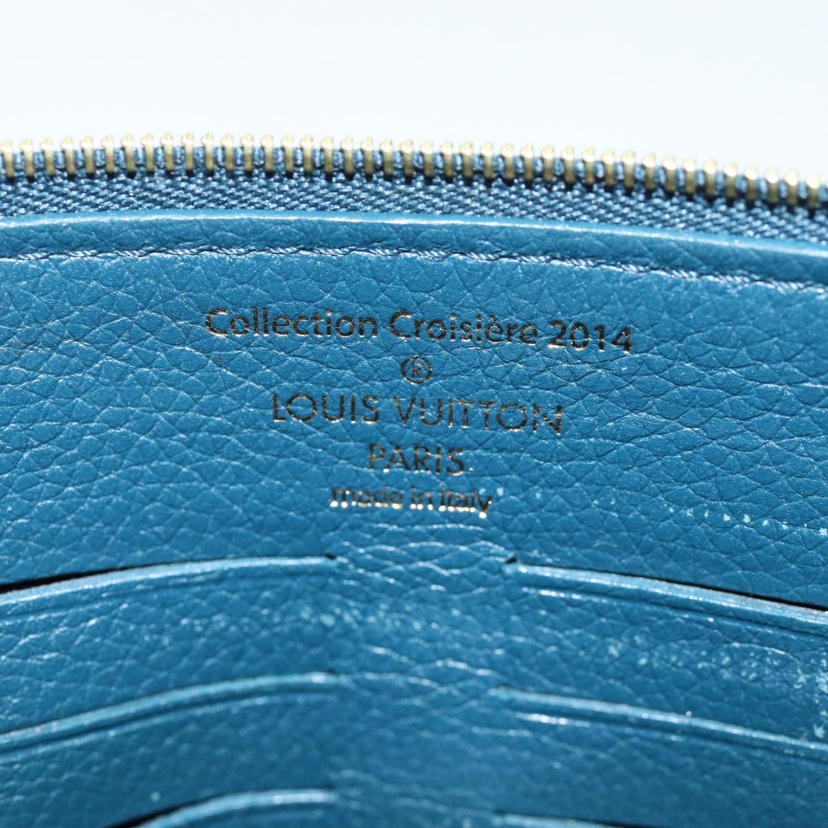 LOUIS VUITTON Pouch Taurillon Leather Navy Orage R99587 LV 74597