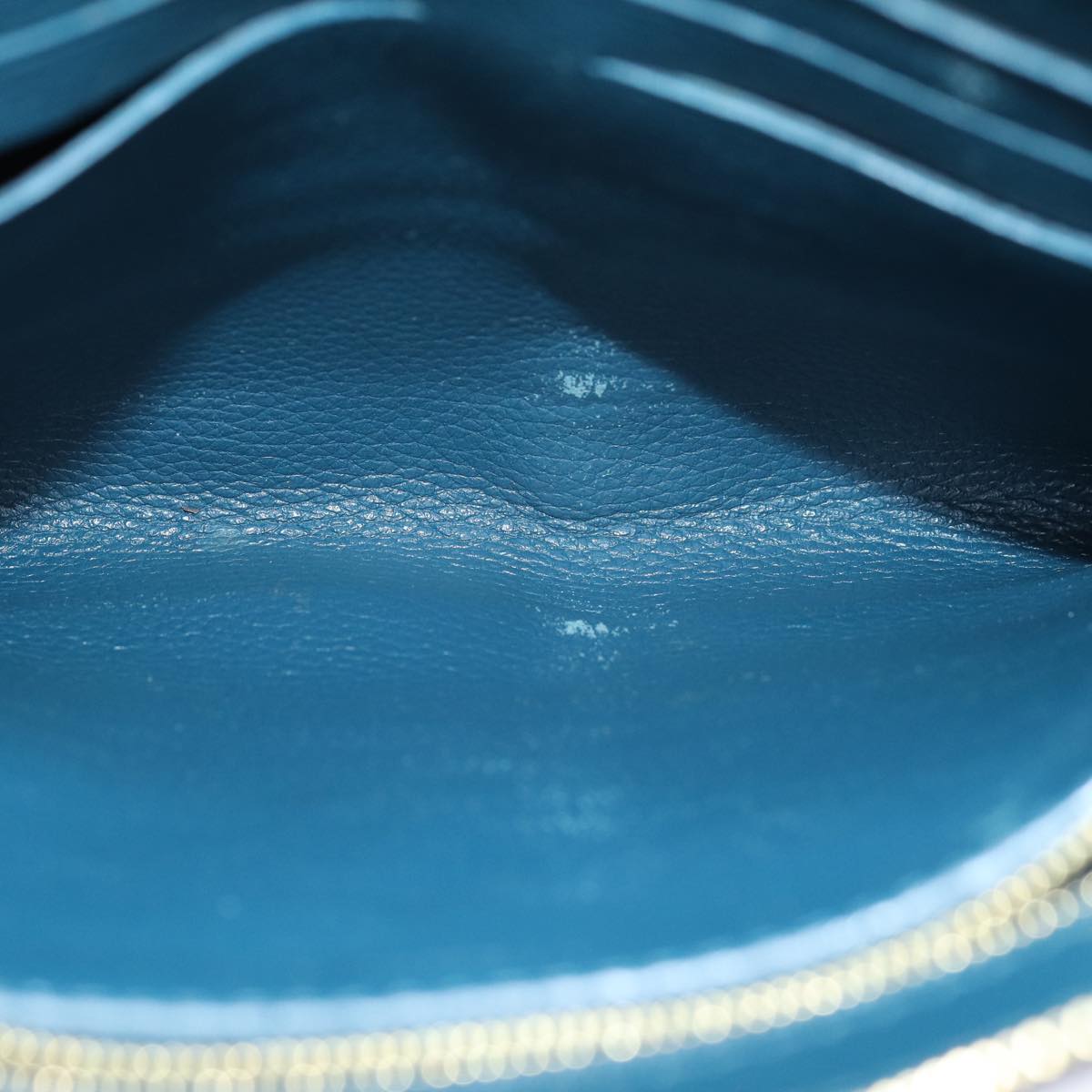 LOUIS VUITTON Pouch Taurillon Leather Navy Orage R99587 LV 74597