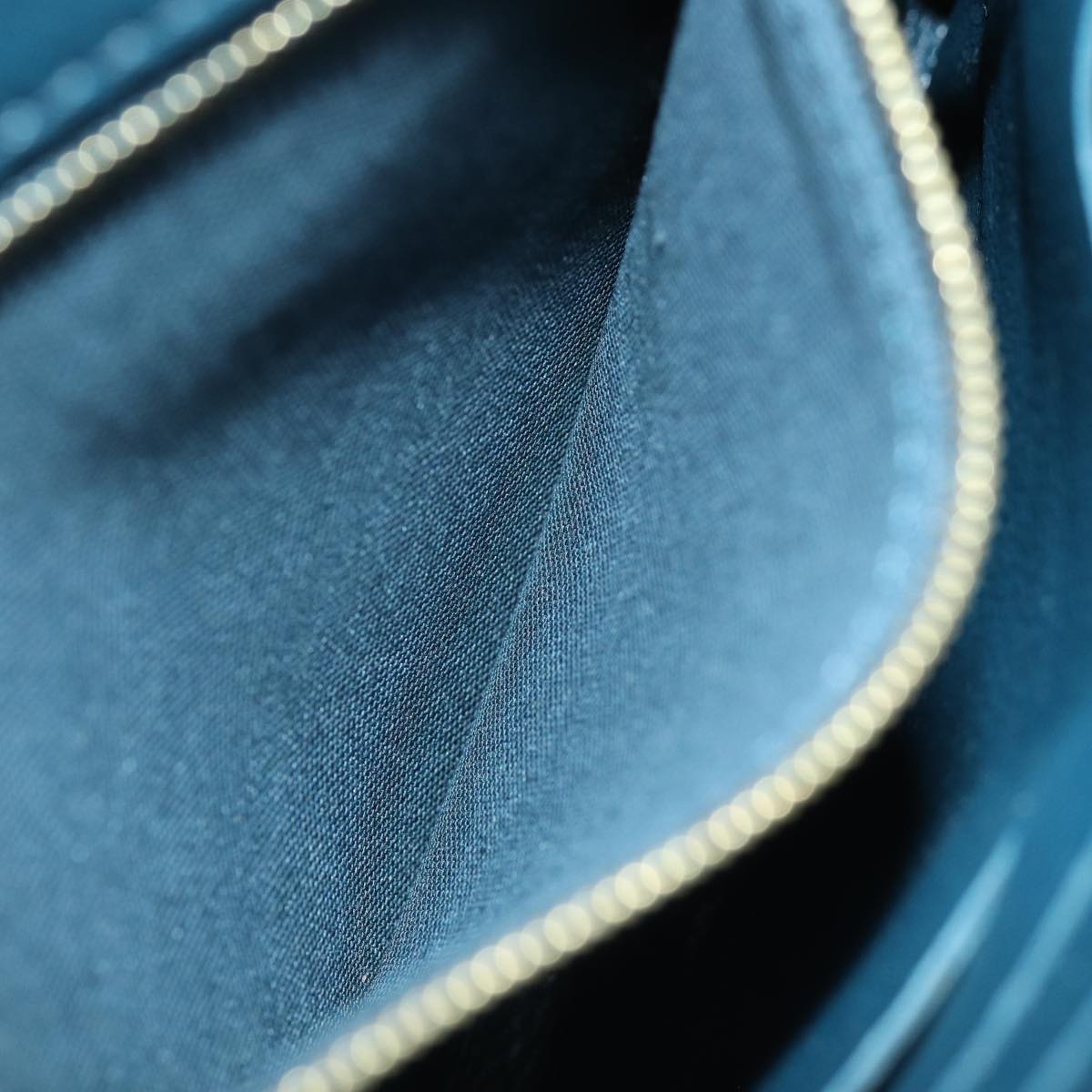 LOUIS VUITTON Pouch Taurillon Leather Navy Orage R99587 LV 74597