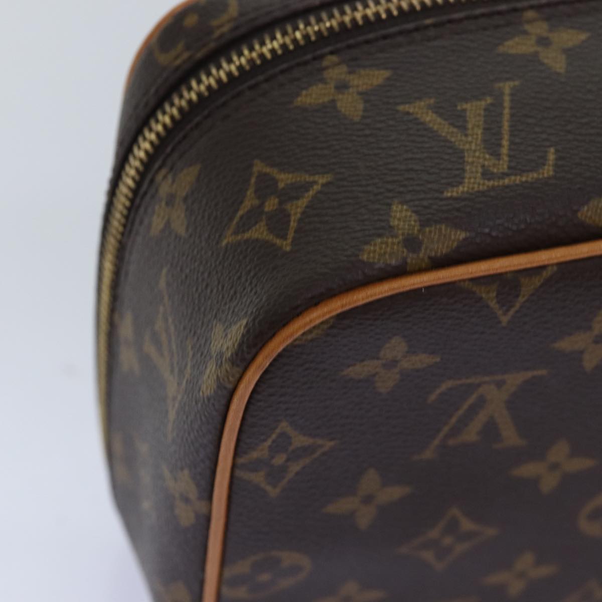 LOUIS VUITTON Monogram Trousse Boite Cosmetic Pouch M47640 LV 74906