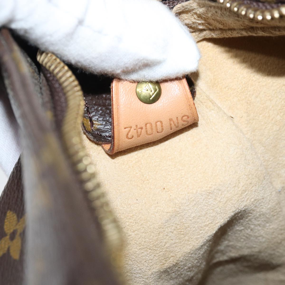 LOUIS VUITTON Monogram Looping GM Shoulder Bag M51145 74926