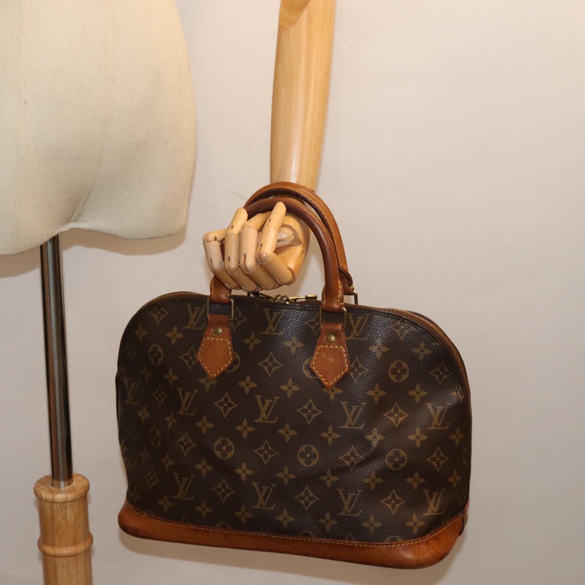 LOUIS VUITTON Monogram Alma Hand Bag M51130 LV 74942