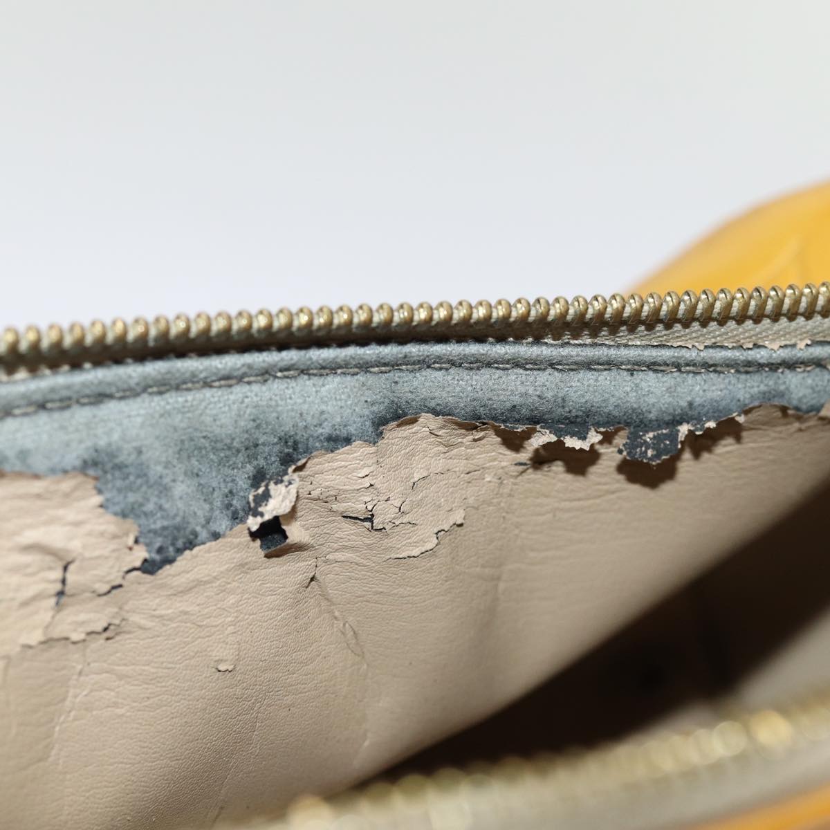 LOUIS VUITTON Monogram Vernis Bedford Hand Bag Beige M91006 LV 74956