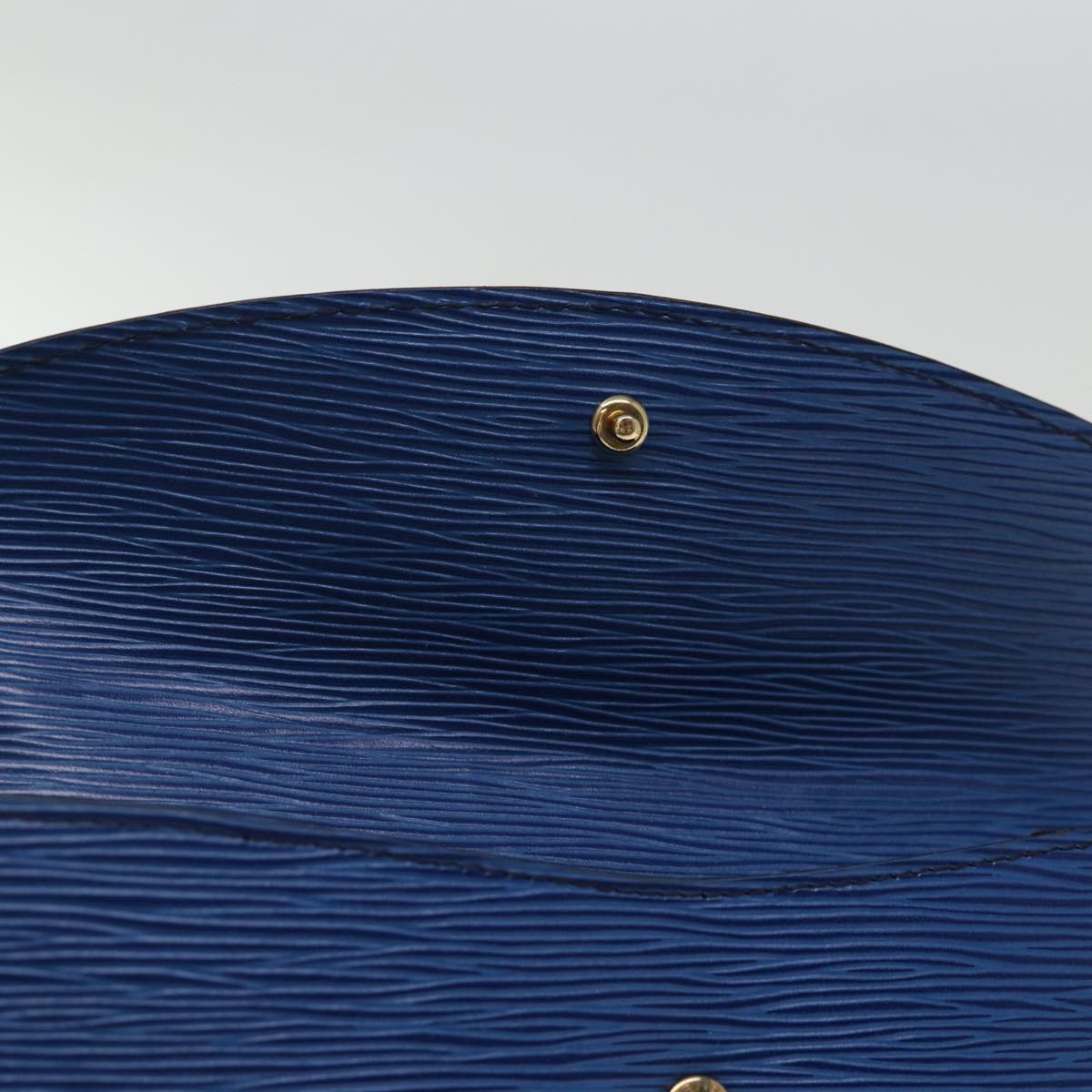 LOUIS VUITTON Epi Montaigne 23 Clutch Bag Blue M52665 LV 75039