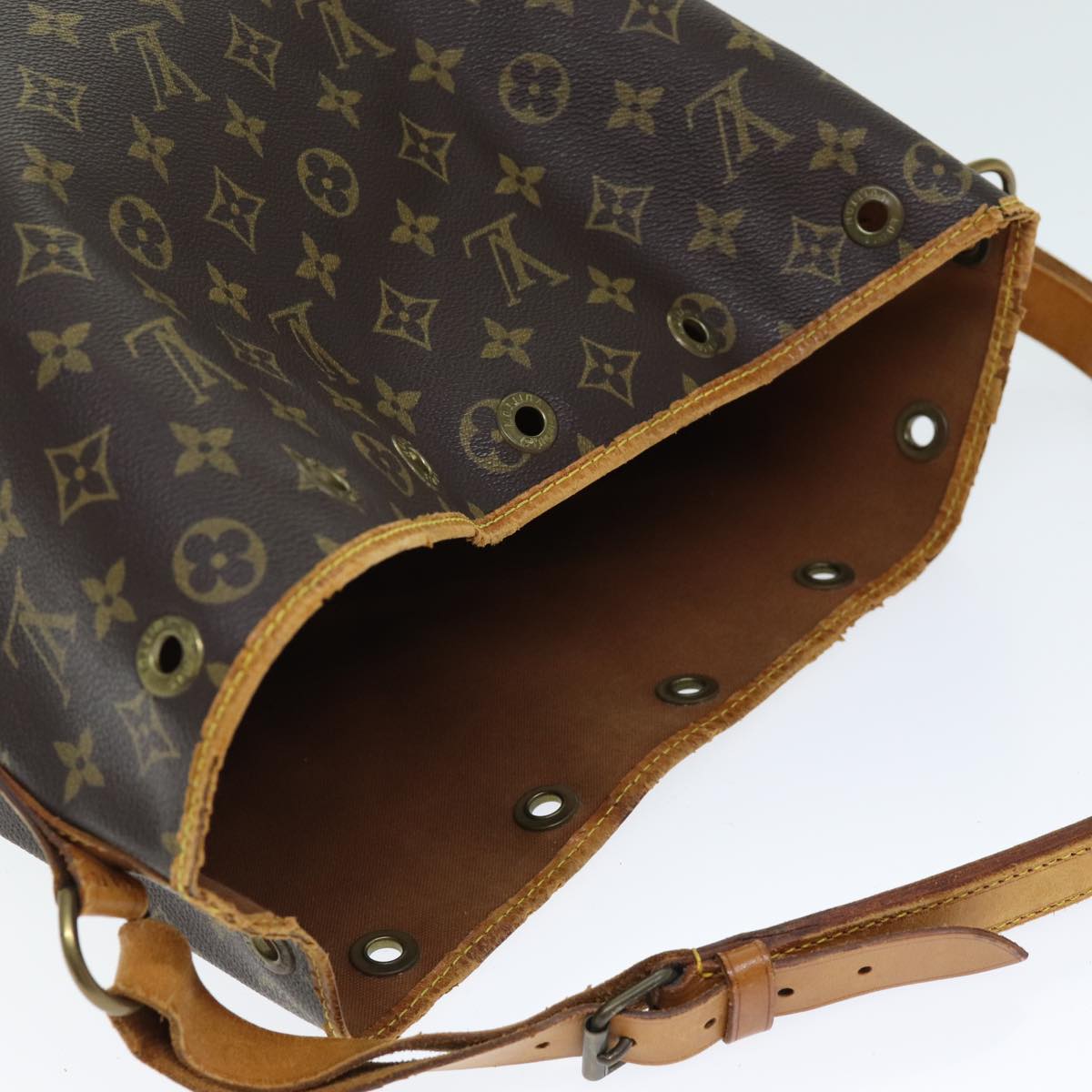 LOUIS VUITTON Monogram Noe Shoulder Bag M42224 LV 75064