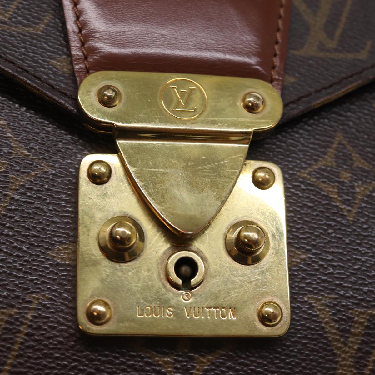 LOUIS VUITTON Monogram Porte Documents Bandouliere Bag M53338 LV 75081