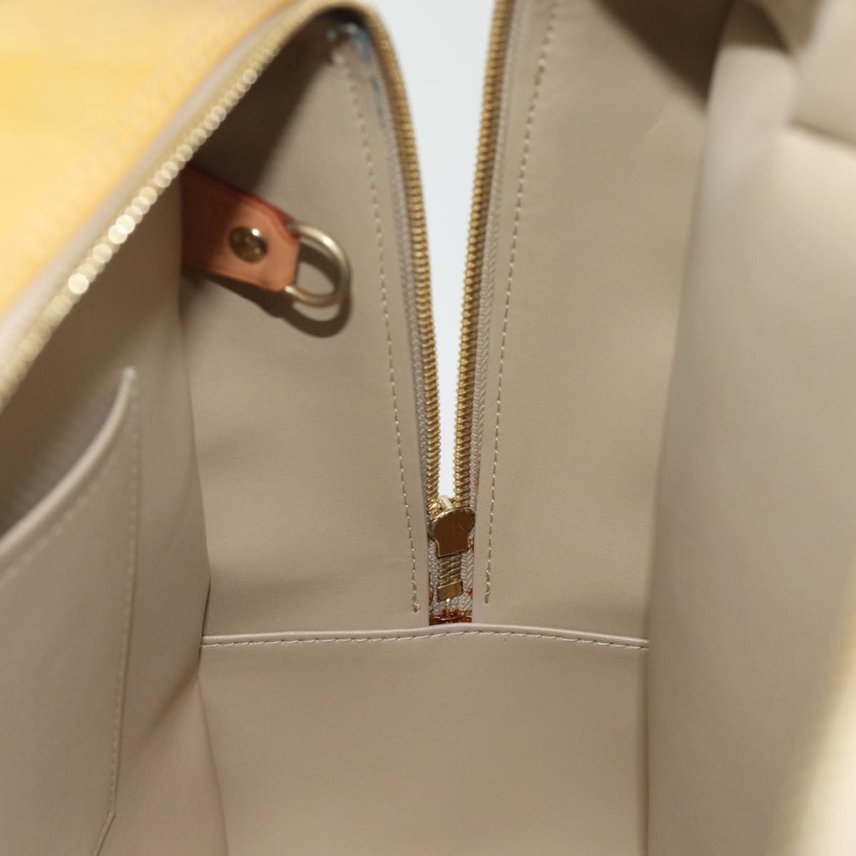 LOUIS VUITTON Monogram Vernis Sutton Boston Bag Beige M91139 LV 75103