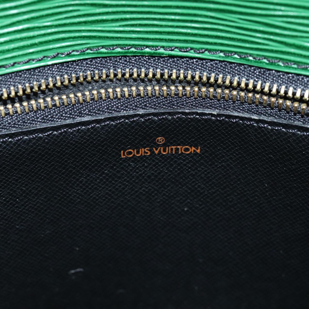 LOUIS VUITTON Epi Saint Cloud GM Shoulder Bag Green M52194 LV 75168